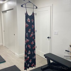 Backless summer maxi dress